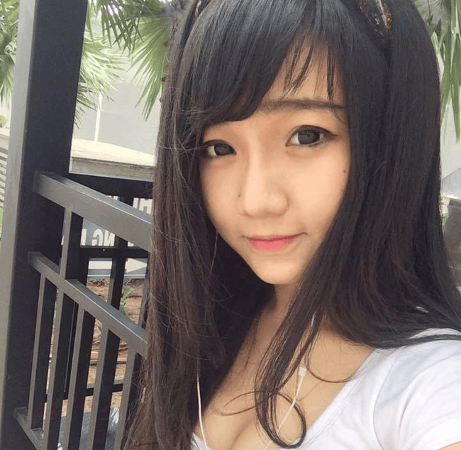 Hot girl rửa bát Việt Nam bất ngờ được báo Hàn, Singapore khen ngợi hết lời - Ảnh 6.