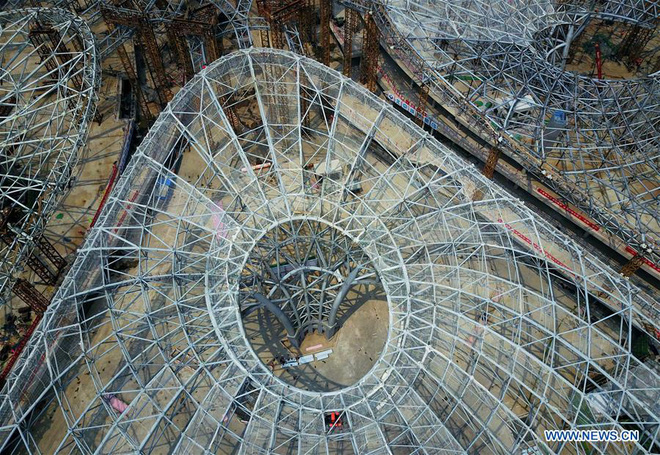 Toàn cảnh công trường xây dựng sân bay quốc tế lớn nhất thế giới, một trong những tác phẩm cuối cùng của nhà thiết kế đại tài Zaha Hadid - Ảnh 5.