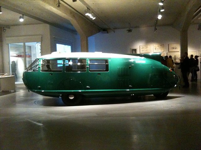 Chiêm ngưỡng xe Dymaxion: giấc mơ chưa từng được cất cánh về một chiếc tàu bay cá nhân, giúp đi bất cứ đâu trên thế giới - Ảnh 6.