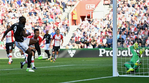 Mourinho dựng lại chuyện Thỏ và Rùa ở Premier League - Ảnh 6.