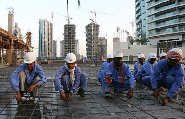 Hé lộ sự thật về thành phố Dubai giàu có nức tiếng - Ảnh 6.