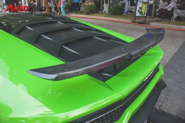 Siêu xe Lamborghini Huracan tái xuất tại Sài Gòn với diện mạo mới - Ảnh 5.