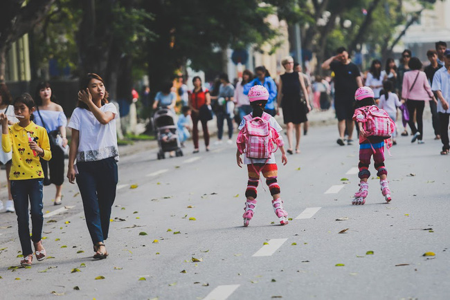 Sau những ngày mưa phùn ảm đạm, Hà Nội bỗng rực nắng dịu dàng xinh yêu đến lạ - Ảnh 7.