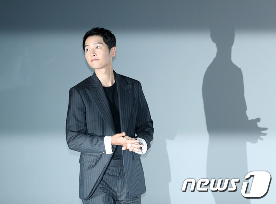 Song Joong Ki tỏ tình, tiết lộ lý do tự hào về Song Hye Kyo tại sự kiện - Ảnh 7.