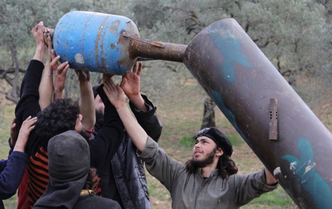 Những vũ khí “dị hợm” chỉ có tại Syria - Ảnh 7.