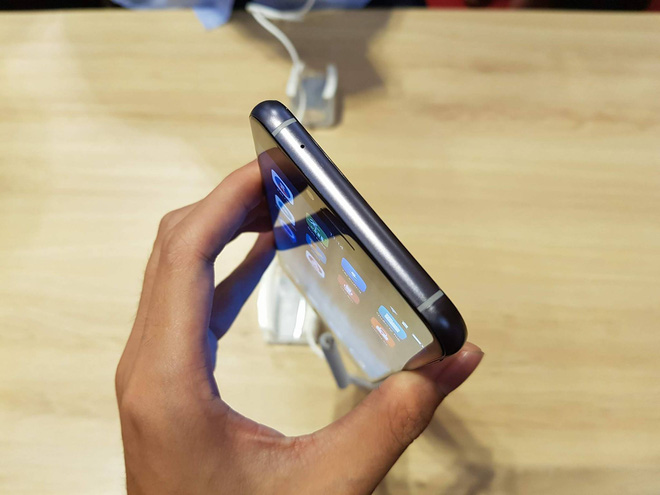 Đây là toàn bộ thông tin về BPhone 2017: Khung kim loại, 2 mặt kính, dùng Snapdragon 625, Camera 16MP, giá 9,8 triệu đồng - Nói chung là Chất! - Ảnh 7.