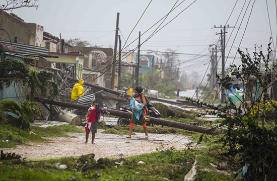  Siêu bão Irma cày nát phía Bắc Cuba, nhăm nhe tấn công Florida  - Ảnh 6.