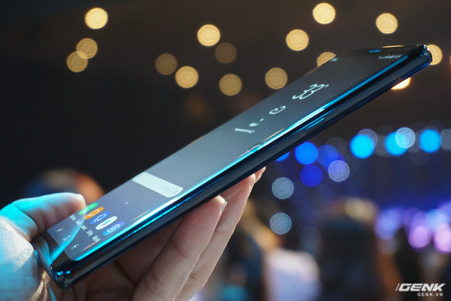 Samsung Galaxy Note8 chính thức ra mắt tại Việt Nam: Thiết kế ấn tượng, camera kép xóa phông chủ động, giá 22,5 triệu - Ảnh 7.