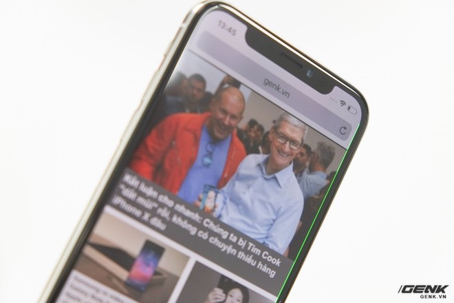 Cận cảnh iPhone X vừa dùng được 2 ngày đã sọc màn hình - Ảnh 7.