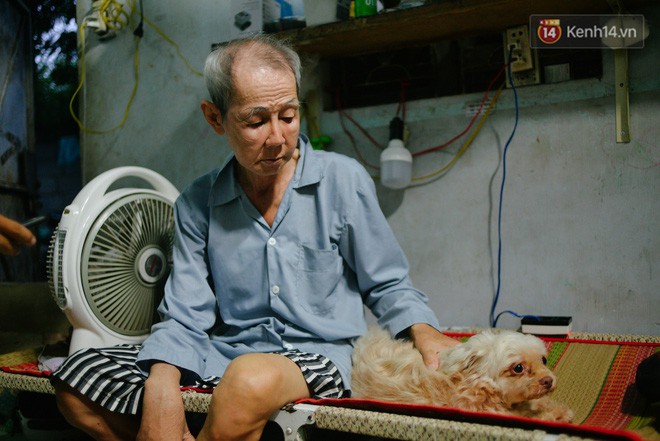 Chuyện đời của “cô đào” chuyển giới lớn tuổi nhất Việt Nam: Nửa đời hương phấn và sự đùm bọc của người bạn già tri kỷ - Ảnh 7.
