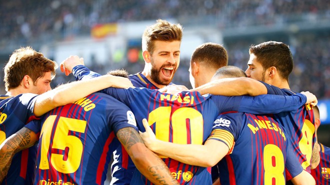 CHIẾN THUẬT Kinh điển: 4-4-2 lên ngôi. Barca chống phản công hay. Không thể máy móc kèm Messi - Ảnh 6.