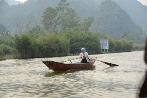 Bến Yến Chùa Hương ngày giáp Tết - Ảnh 8.