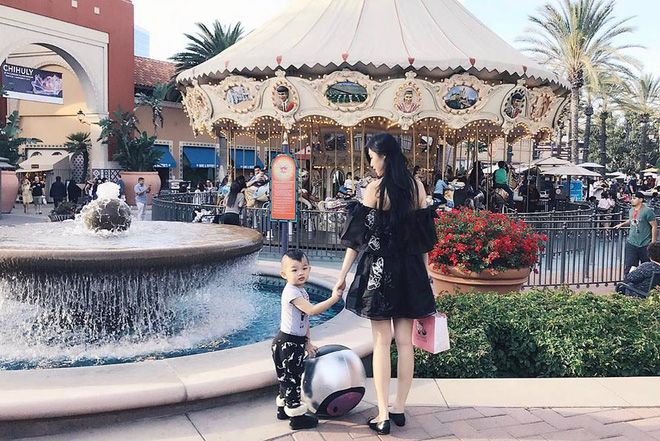 Mẹ bỉm sữa sang chảnh tiết lộ c&aacute;ch &ldquo;sống hưởng&rdquo; trong h&ocirc;n nh&acirc;n: Sắm đồ hiệu, ăn h&agrave;ng, l&agrave;m đẹp - Ảnh 8.