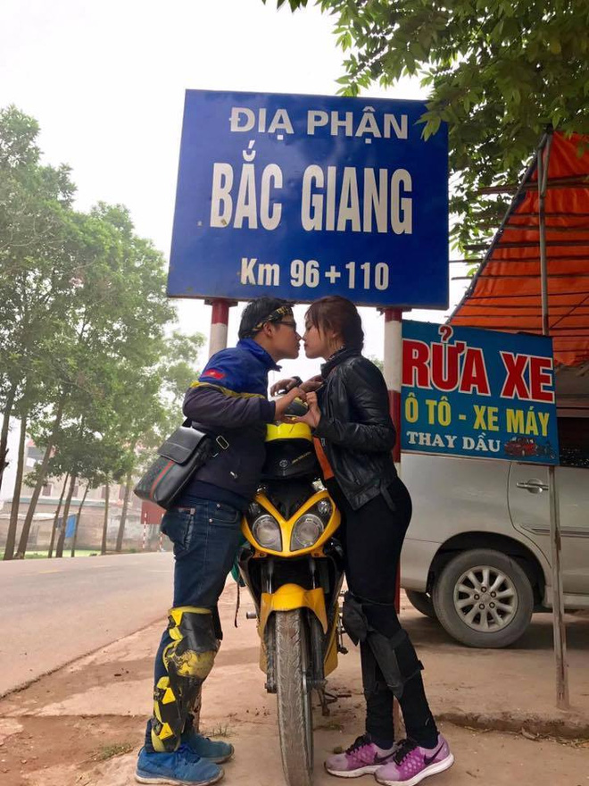 Cặp đôi hôn nhau trên từng cây số: Đi xuyên Việt, đến đâu cũng chỉ chụp đúng 1 kiểu ảnh - Ảnh 8.