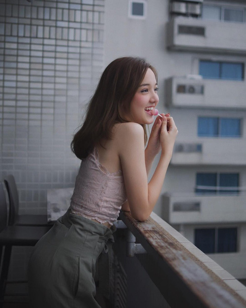 Hot girl Thái Lan khiến cư dân mạng tan chảy vì nụ cười ngọt lịm như đường - Ảnh 3.