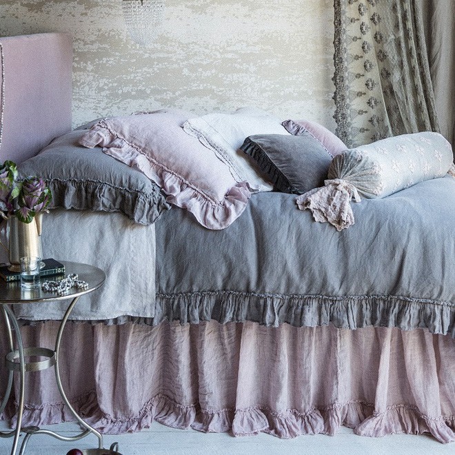 11 mẫu chăn ga gối bằng vải linen mềm mại và ấm áp nên có trong phòng ngủ vào mùa thu đông - Ảnh 9.
