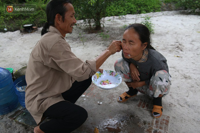 Anh tâm thần suốt 40 năm dạy chữ cho… em gái bị điên - Ảnh 10.