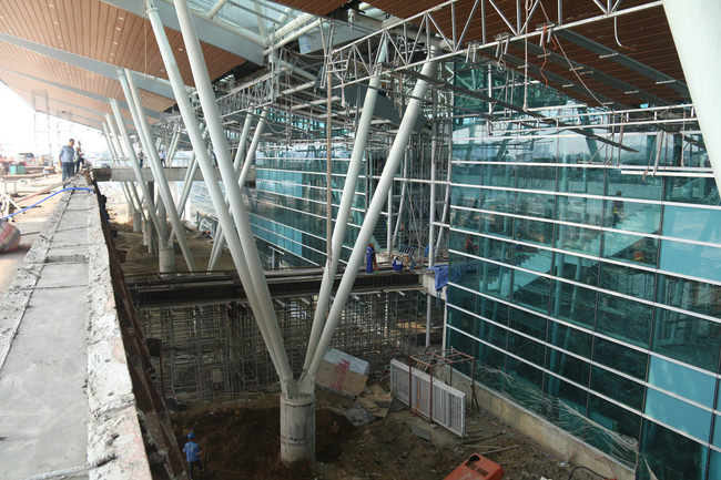 Chùm ảnh: Cận cảnh nhà ga hành khách quốc tế hơn 3.500 tỷ đồng sắp hoàn thành ở Đà Nẵng - Ảnh 10.