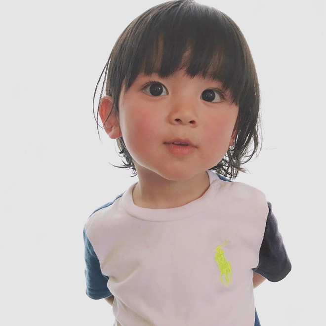 Nhóc tì Nhật Bản siêu cấp đáng yêu, mới 2 tuổi đã có 80k lượt theo dõi - Ảnh 10.