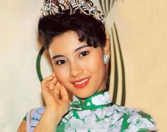 Nhìn Tân Hoa hậu răng hô ngậm ngùi tiếc nhan sắc Hoa hậu Hồng Kông thuở trước  - Ảnh 10.