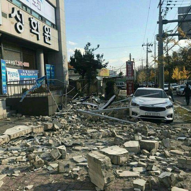 Khung cảnh đổ nát sau trận động đất mạnh 5,5 độ richter được đánh giá là mạnh thứ 2 trong lịch sử Hàn Quốc - Ảnh 10.