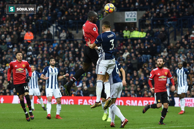 Man United chơi tệ, chứ Lukaku không hề tệ! - Ảnh 1.