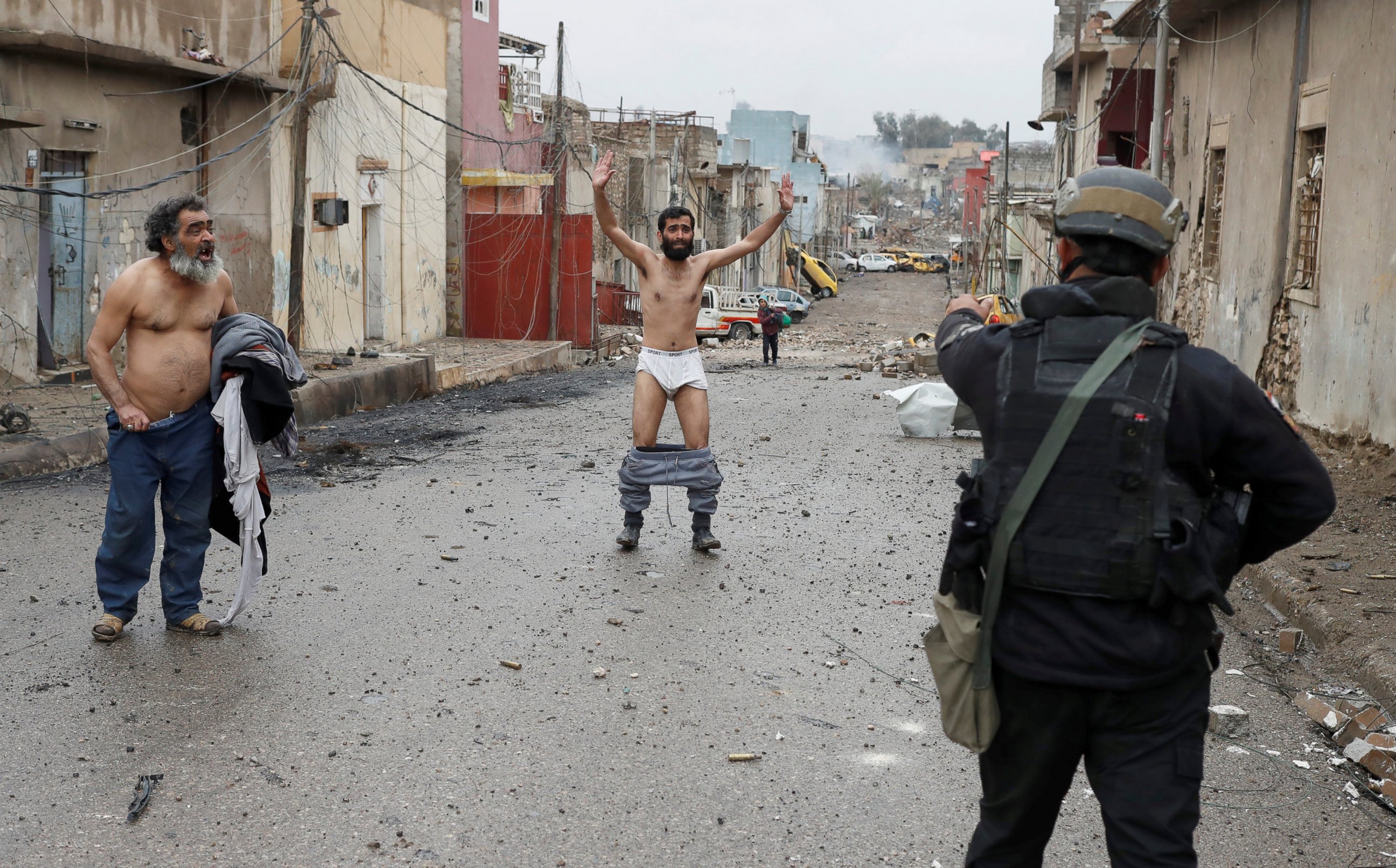 Mosul: Những khung hình ám ảnh từ cuộc khủng hoảng con tin kinh hoàng nhất lịch sử - Ảnh 15.