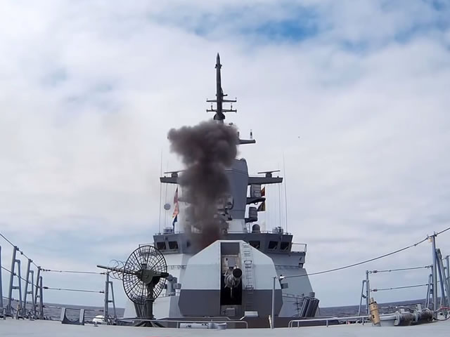 Nga tích hợp tên lửa của hệ thống phòng không S-350 lên tàu chiến - Ảnh 1.