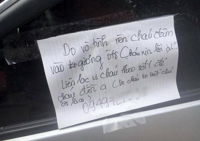 Bị va quệt xước xe, nhưng chủ xe không thể giận vì một mảnh giấy để lại - Ảnh 4.