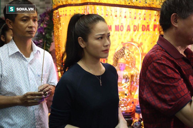 Sao Việt đau xót đến viếng nghệ sĩ Khánh Nam, con gái nuôi khóc nức nở thương cha - Ảnh 14.