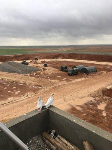 Lộ ảnh Thổ Nhĩ Kỳ thần tốc xây thêm căn cứ quân sự mới gần biên giới Syria - Ảnh 2.