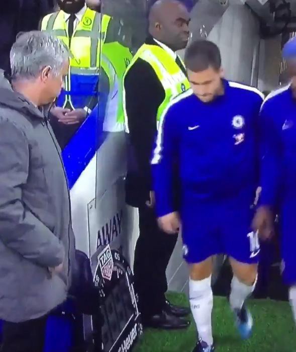 Không phải Conte, đây mới là kẻ Mourinho chủ tâm không thèm bắt tay tại Chelsea - Ảnh 2.