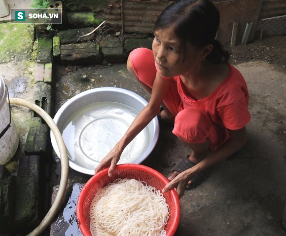 Thần ăn thánh uống ở Quảng Nam và nỗi đau chưa từng được tiết lộ - Ảnh 2.