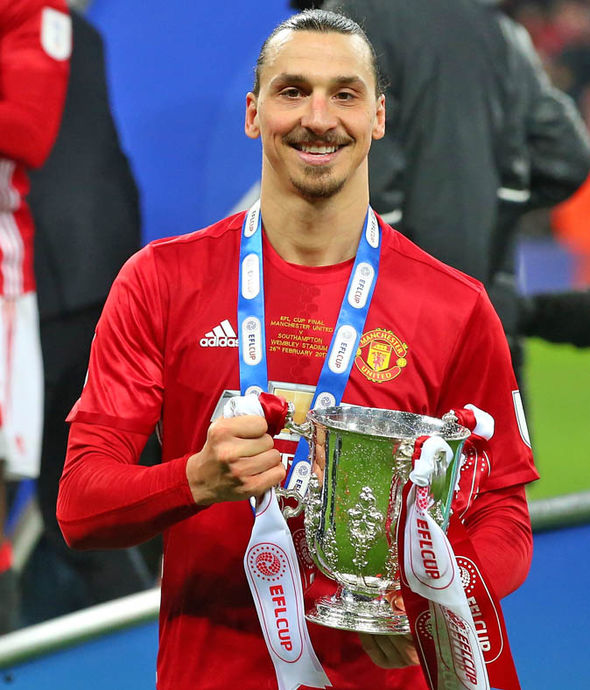 Thời gian Ibrahimovic ở Man United chỉ còn tính bằng ngày - Ảnh 1.