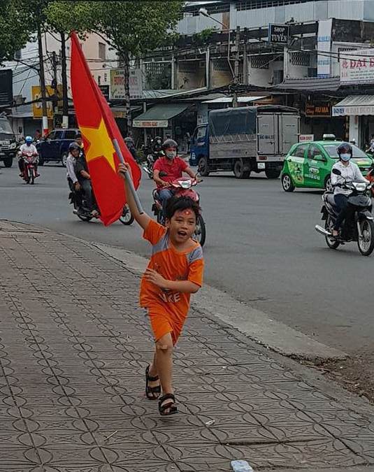 BOT Cần Thơ - Phụng Hiệp xả trạm để ủng hộ U23 Việt Nam - Ảnh 6.