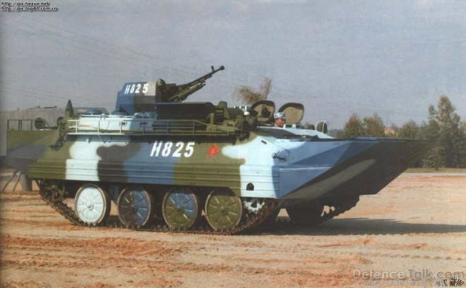 NÓNG: Trung Quốc tặng hàng trăm xe tăng và thiết giáp cho Campuchia - Ảnh 2.