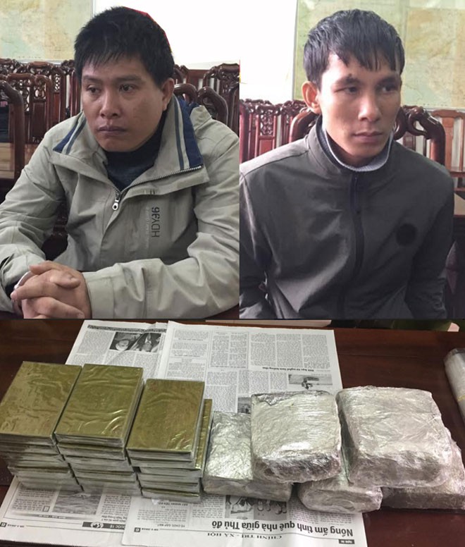 “Xách” 20 bánh heroin, 5 kg ma túy đá từ Lào về Việt Nam - Ảnh 1.