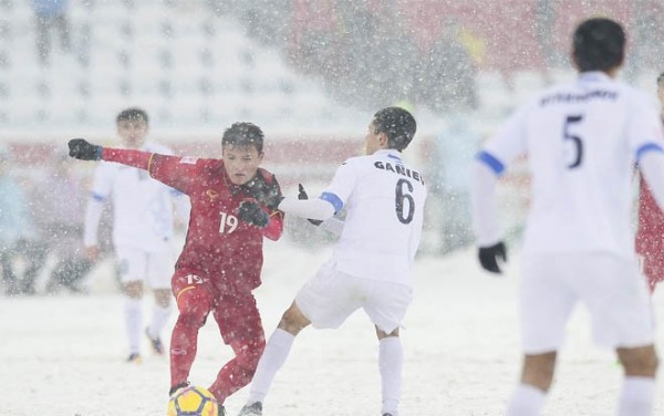 Hứa thưởng 28 tỷ đồng của U23 Việt Nam: Đừng để các người hùng buồn! - Ảnh 1.