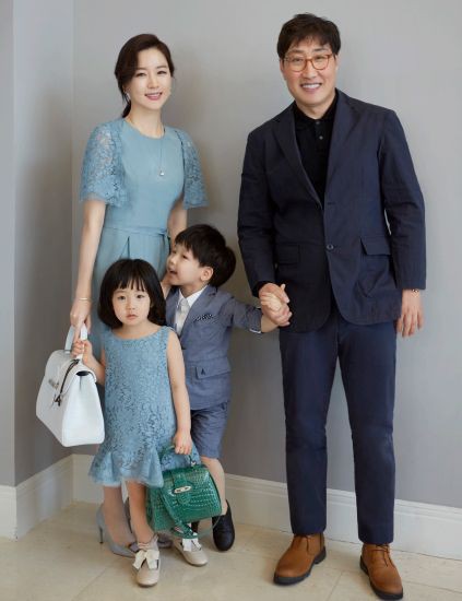 Cuộc hôn nhân bí ẩn của Lee Young Ae: 10 năm hẹn hò chẳng ai hay biết, sau 9 năm kết hôn mới lộ ra thân thế khủng của chồng - Ảnh 1.