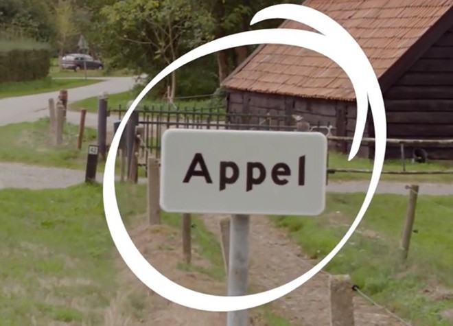 Samsung chơi quá trội, tặng không Galaxy S9 cho cư dân một làng mang tên Appel - Ảnh 1.