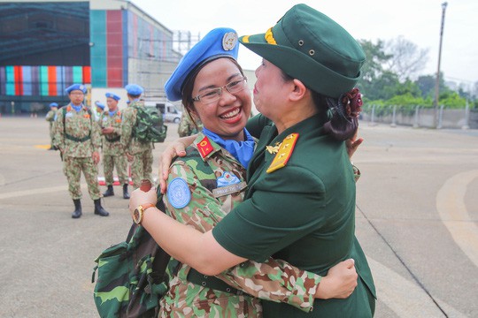 Những bóng hồng quân y Việt Nam sang châu Phi gìn giữ hòa bình - Ảnh 10.