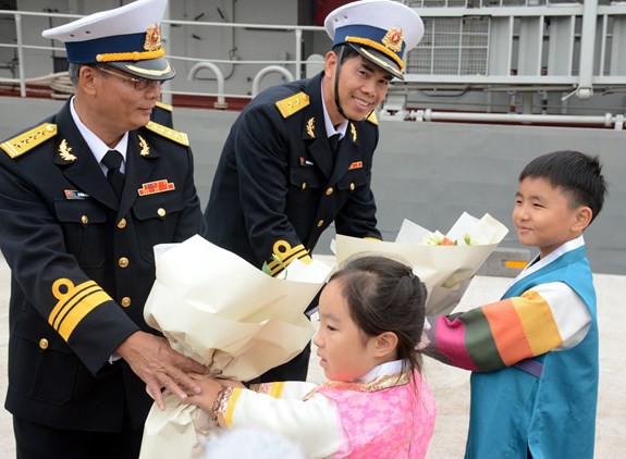 Tàu 015-Trần Hưng Đạo tham dự duyệt binh tàu quốc tế tại Jeju, Hàn Quốc - Ảnh 6.