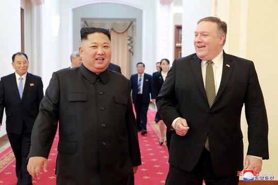 Ông Trump muốn mời ông Kim tới khu nghỉ dưỡng riêng - Ảnh 2.