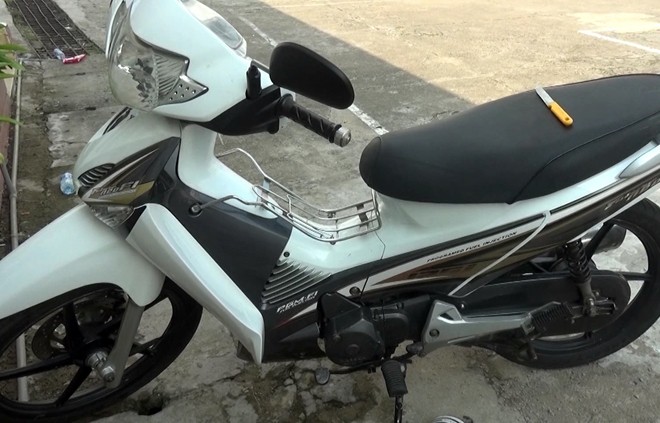 Tự gây thương tích rồi đến Công an trình báo bị cướp tiền và xe - Ảnh 2. Tự gây thương tích rồi đến Công an trình báo bị cướp tiền và xe - Ảnh 2.