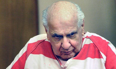 3 bé gái bị hãm hiếp và sát hại dã man, kẻ thủ ác đánh đố cảnh sát suốt 50 năm bằng bí ẩn trong tên tuổi nạn nhân - Ảnh 5. 3 bé gái bị hãm hiếp và sát hại dã man, kẻ thủ ác đánh đố cảnh sát suốt 50 năm bằng bí ẩn trong tên tuổi nạn nhân - Ảnh 5.