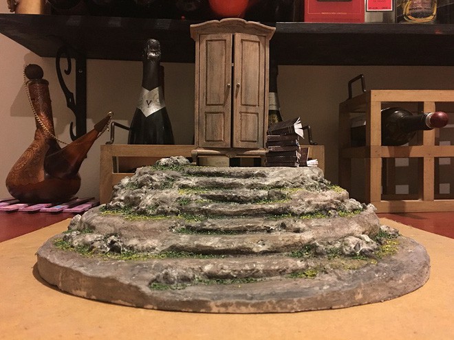 Chỉ bằng những mô hình đồ chơi, nghệ sĩ này đã cho ra nhiều bức ảnh ảo đến khó tin - Ảnh 11. Chỉ bằng những mô hình đồ chơi, nghệ sĩ này đã cho ra nhiều bức ảnh ảo đến khó tin - Ảnh 11.