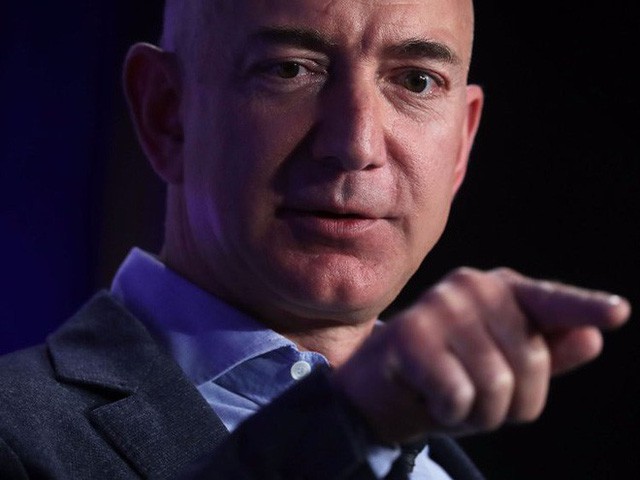  Theo người giàu nhất thế giới Jeff Bezos, chỉ cần hỏi 1 câu này để biết bạn có thông minh không  - Ảnh 2.