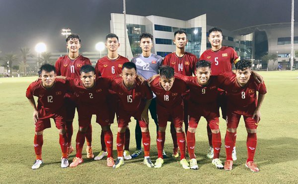 U19 Việt Nam triệu tập Văn Hậu: Đừng để thói tham lam hại bóng đá Việt Nam - Ảnh 4.