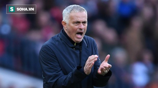 Không phải ai khác, chính Mourinho đang là đại dịch ở Man United - Ảnh 1.