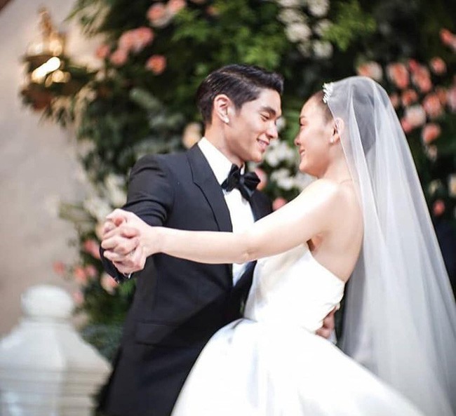 Choáng ngợp hôn lễ mỹ nhân thị phi nhất Thái Lan và chồng kém 10 tuổi, nhưng hoành tráng nhất là dàn siêu sao đến dự - Ảnh 2.